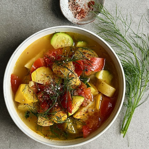 Kalabresischen Kartoffel–Zucchinieintopf